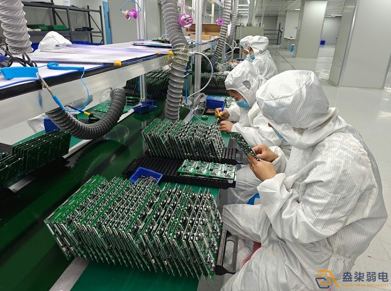 AI視覺技術(shù)破解電子制造質(zhì)檢痛點