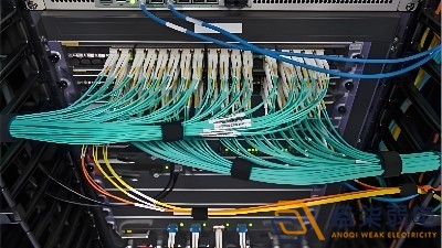 工廠PoE供電弱電系統，簡化布線提升運維效率