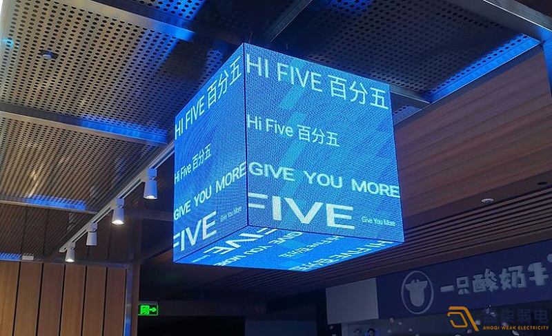 為什么要發(fā)展戶外小間距LED顯示屏呢？