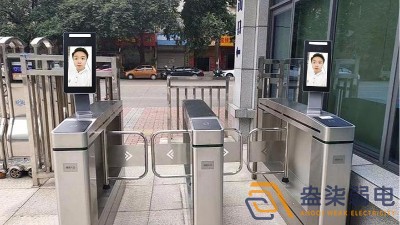 人臉識別門禁是怎么識別人臉圖像的呢？