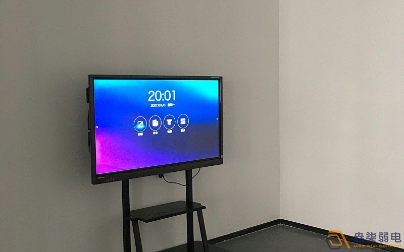 如何選購適合自己的會議平板一體機？