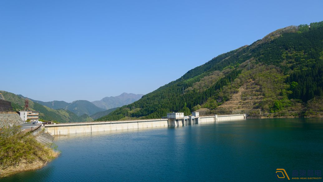 監(jiān)控長(zhǎng)焦鏡頭用于水庫(kù)魚塘是什么樣的?